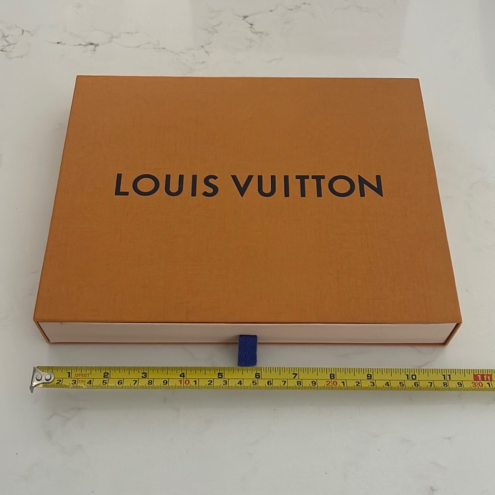 Louis Vuitton box